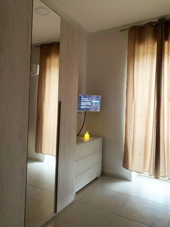 Home Regina Giovanna เนเปิลส์ ภายนอก รูปภาพ
